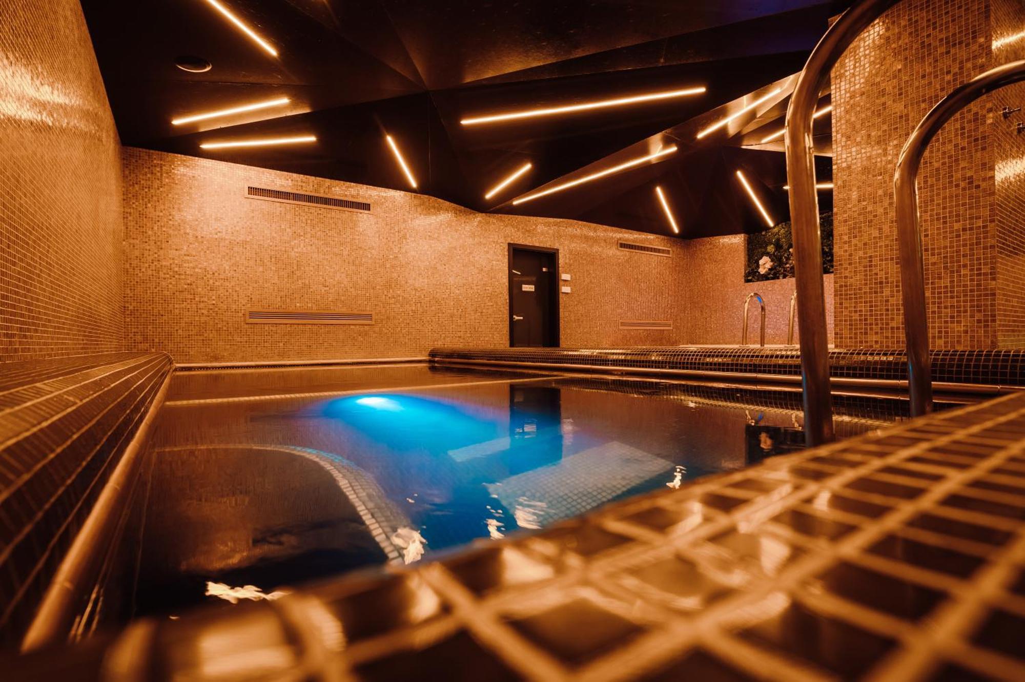 Plaza V 4* Târgu-Mureş