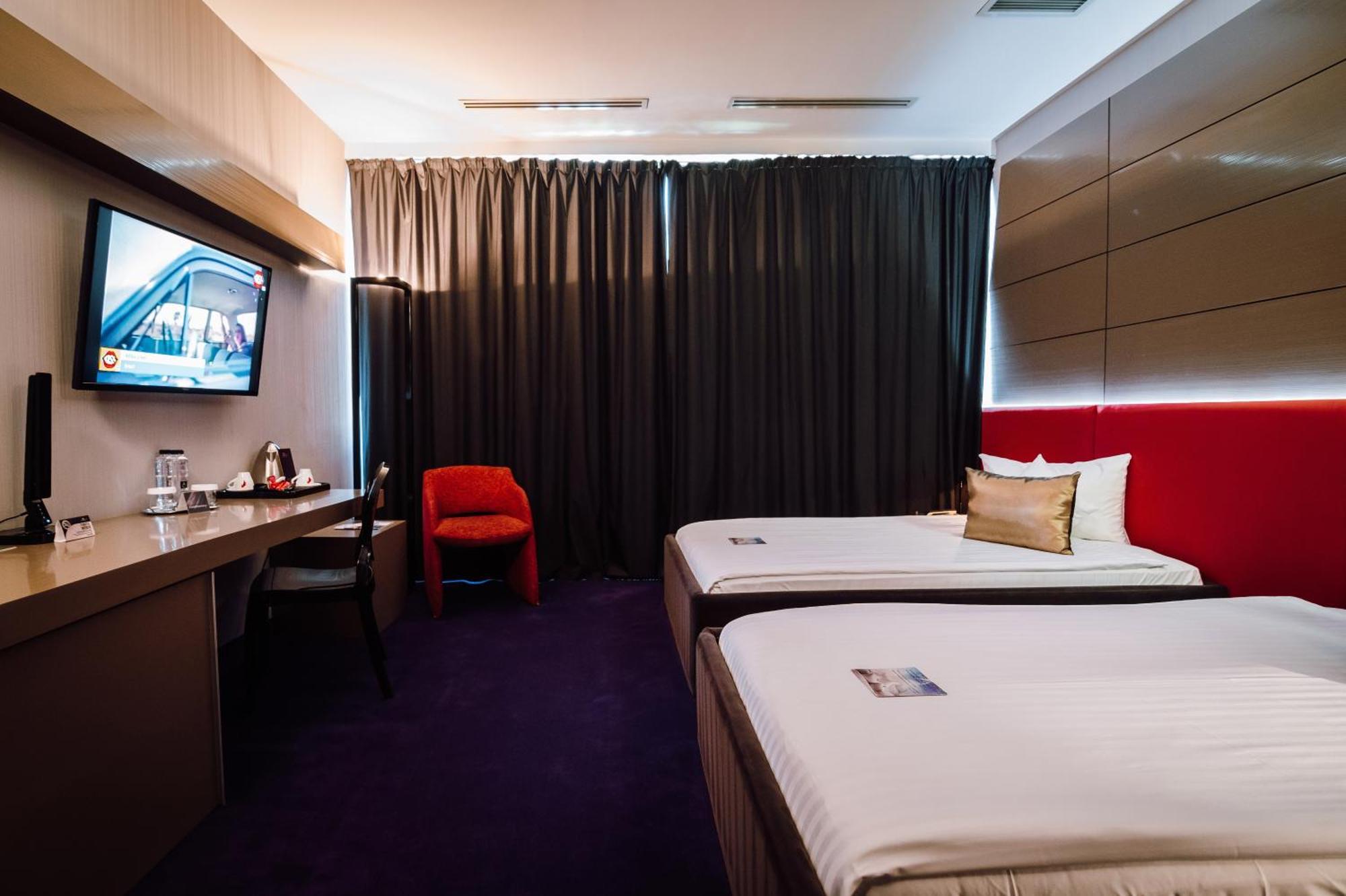 Hotel Plaza V Târgu-Mureş