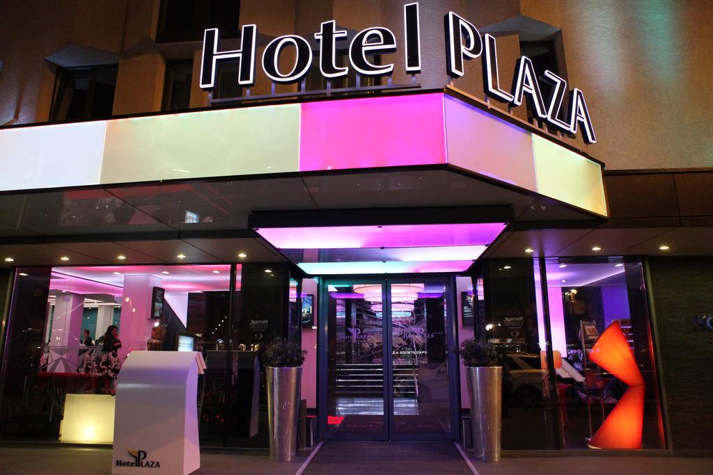 Hotel Plaza V