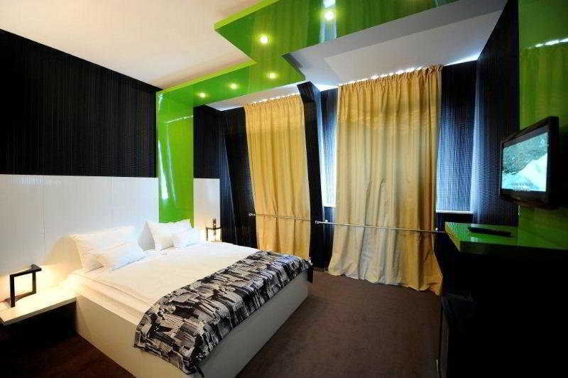 Hotel Plaza V Târgu-Mureş